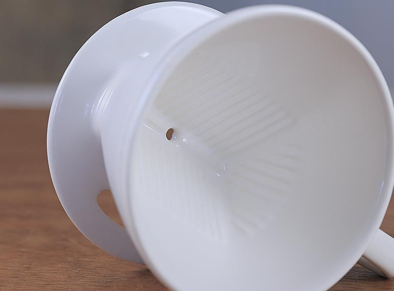 Bonmac #2 Single Hole Porcelain Filtercone – Sweet Maria's