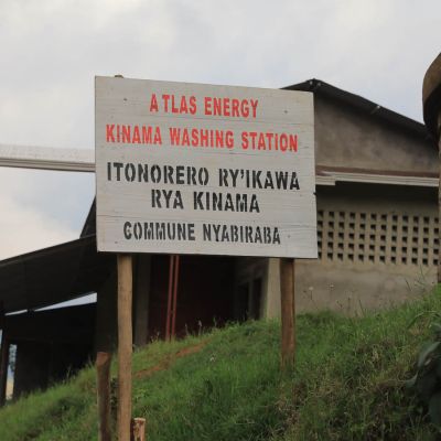 The stenciled sign for Kinama Washing Station in Commune Nyabiraba.