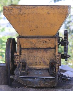 It's common to see small crank style pulpers like this at small farms in Peru, used to remove the coffee cherry fruit from the green coffee seed. This one is at a farm in the Huabal area (not Roger Chilcon).